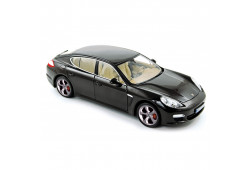 Porsche Panamera 4S  noire...